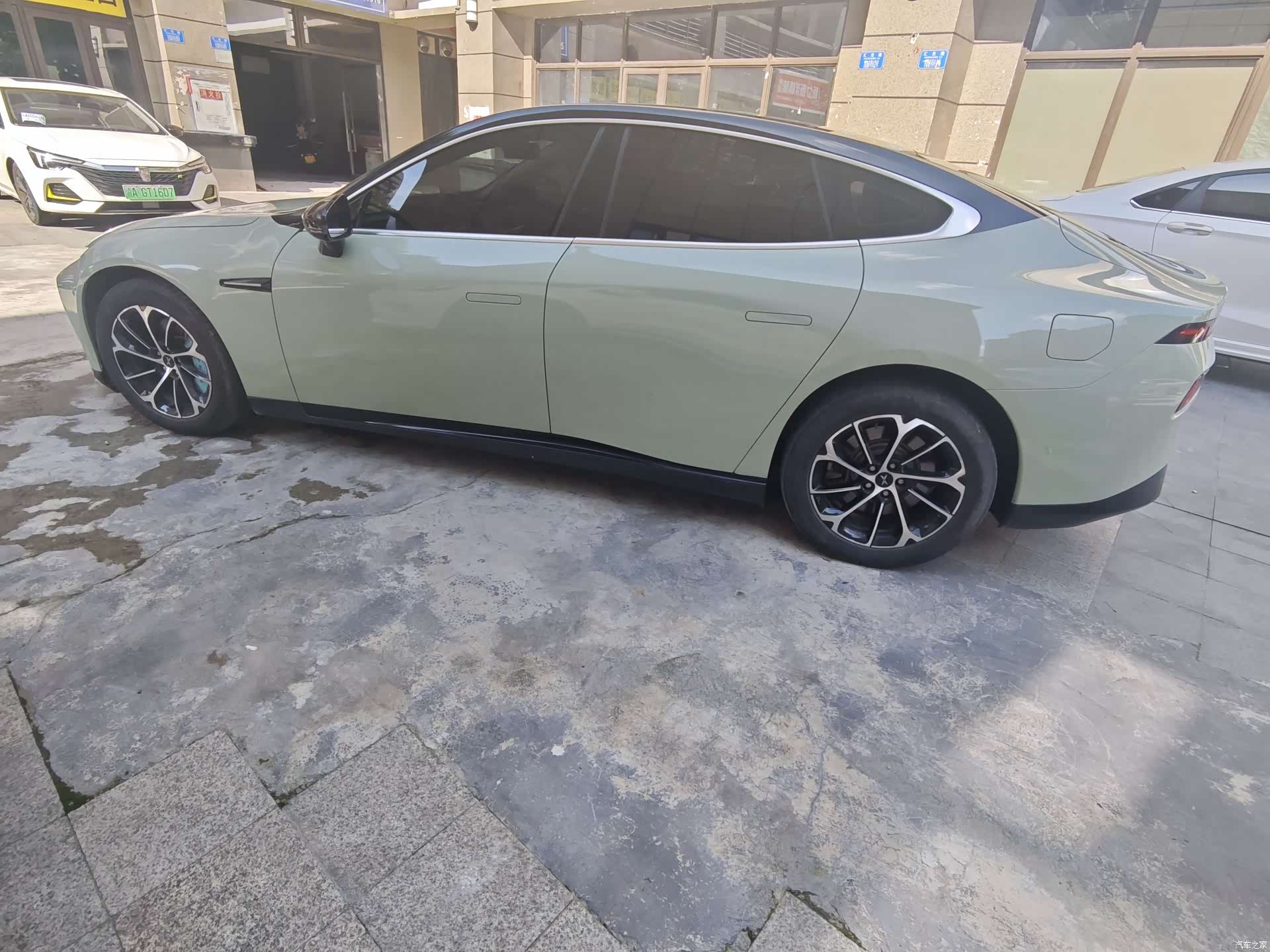 Xpeng P7, 2021 15