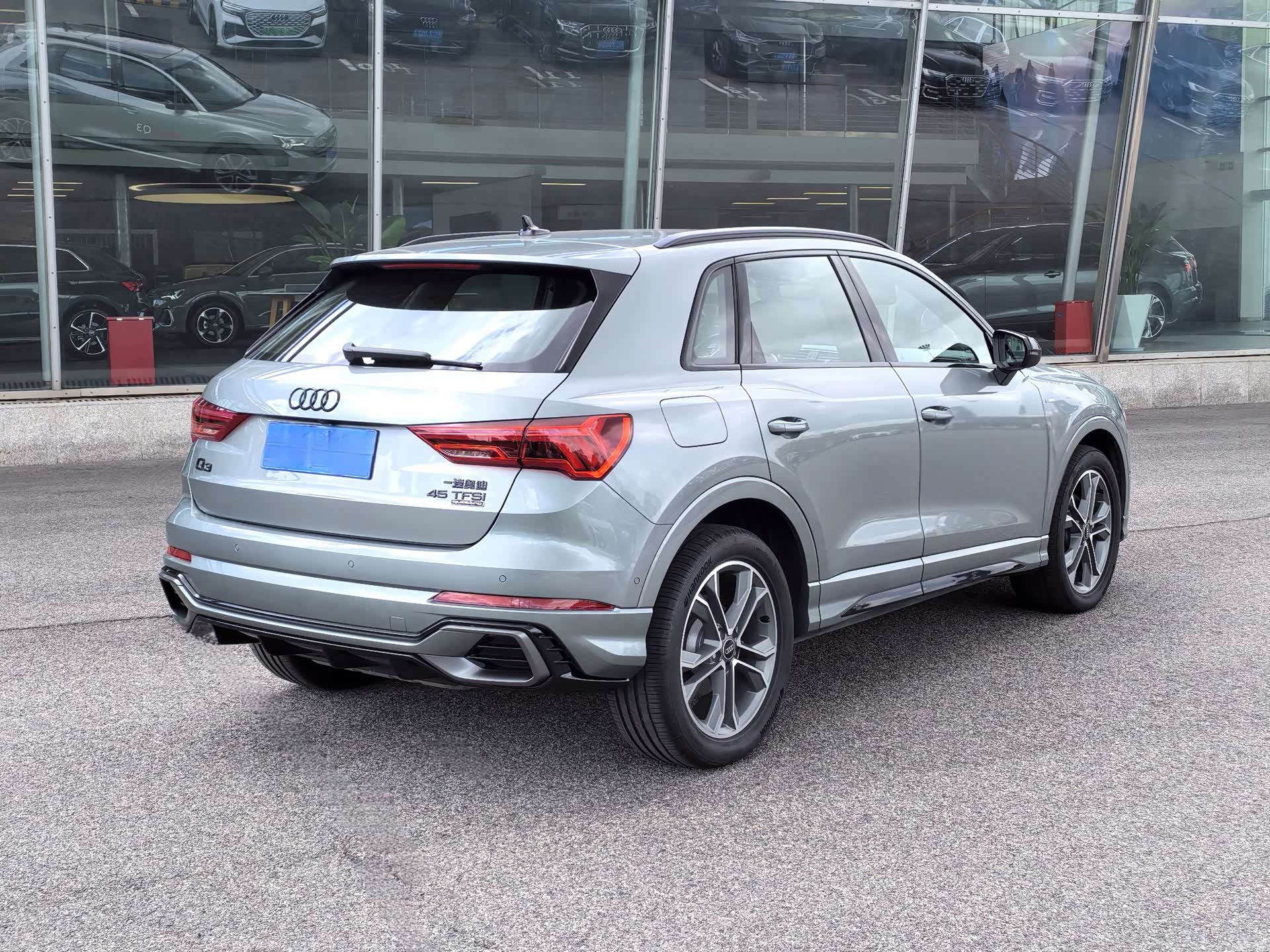Audi Q3, 2023 3