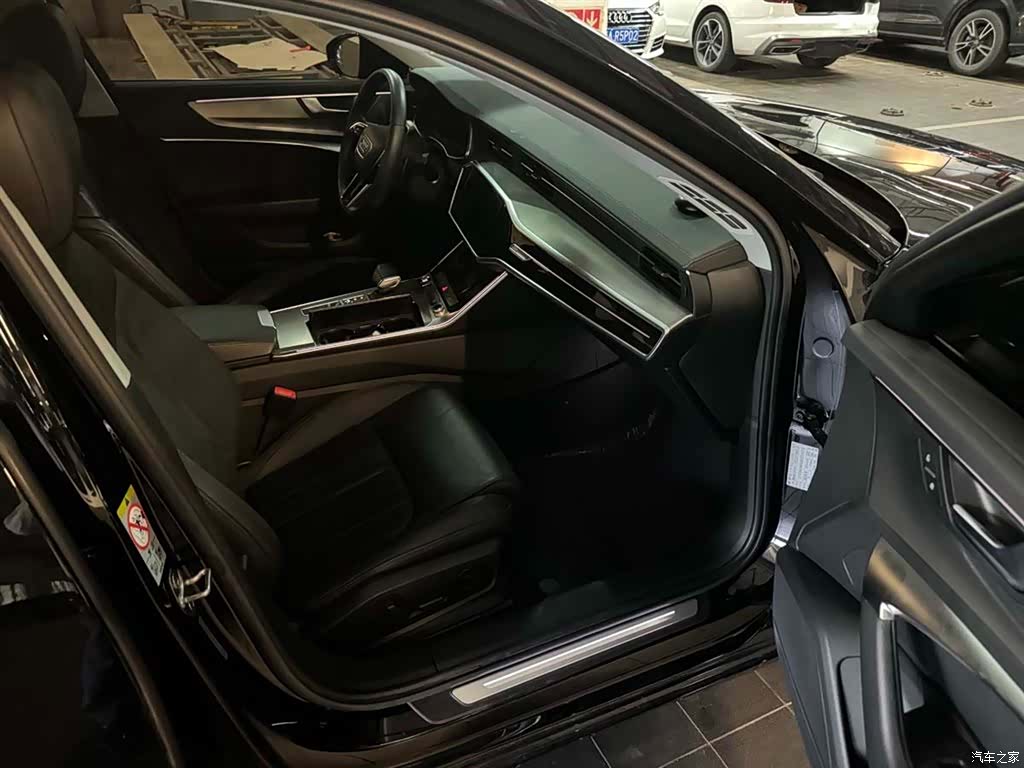 Audi A6L, 2021 14