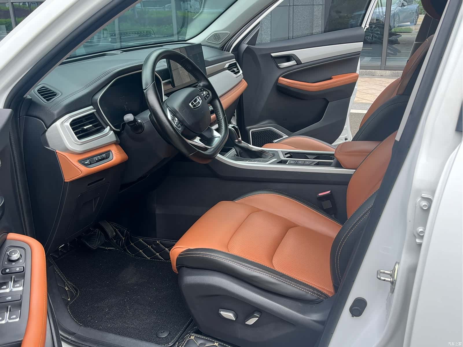 Geely X6, 2020 8