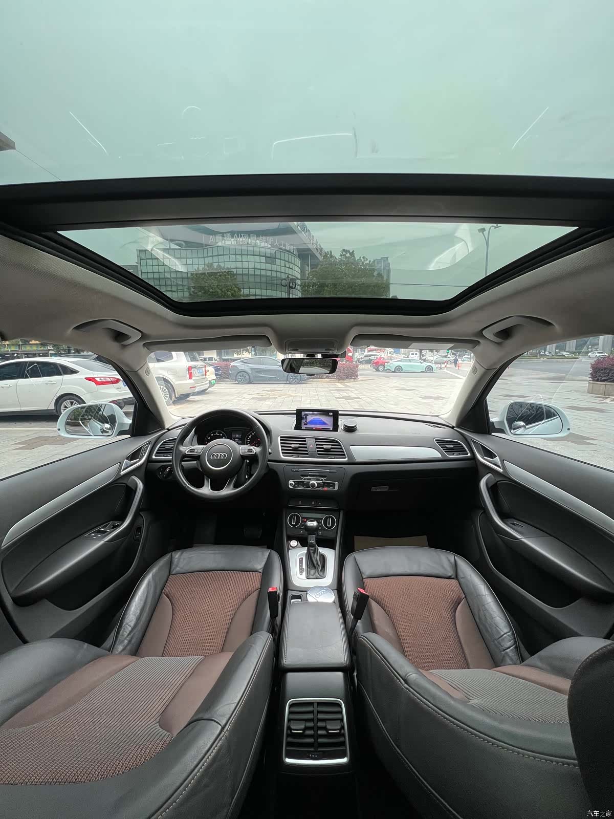Audi Q3, 2018 10