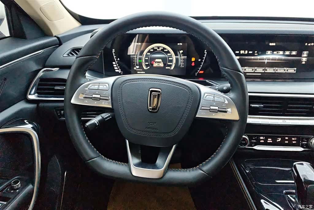 Bestune T77, 2022 15