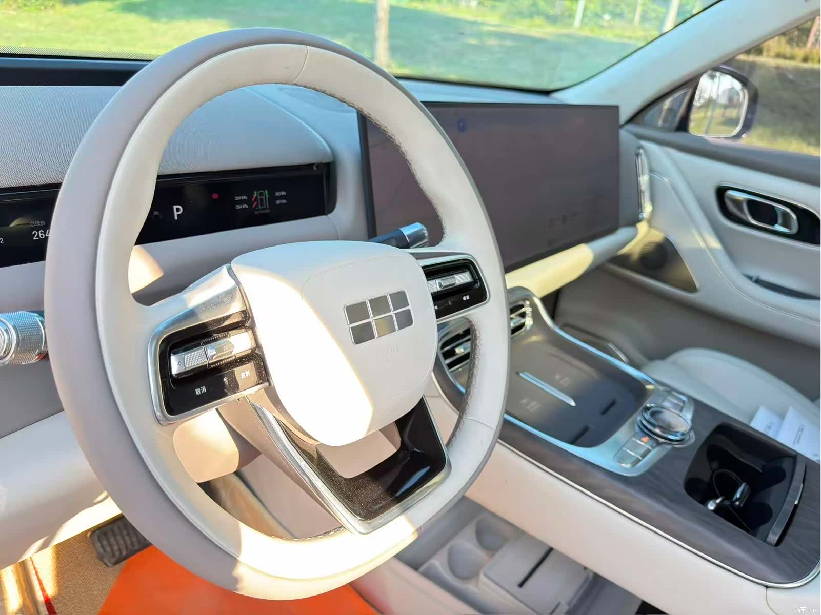 Geely M9, 2025 7
