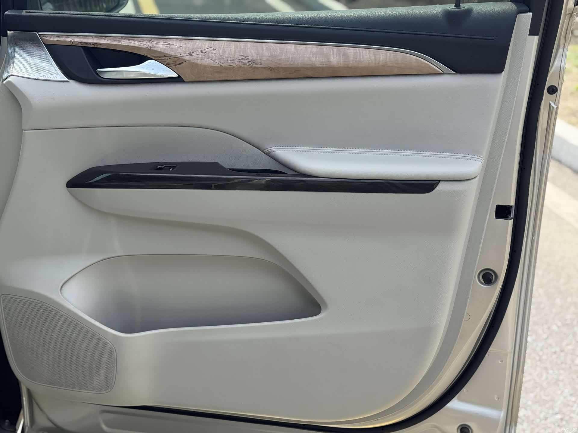 Buick GL8, 2020 29
