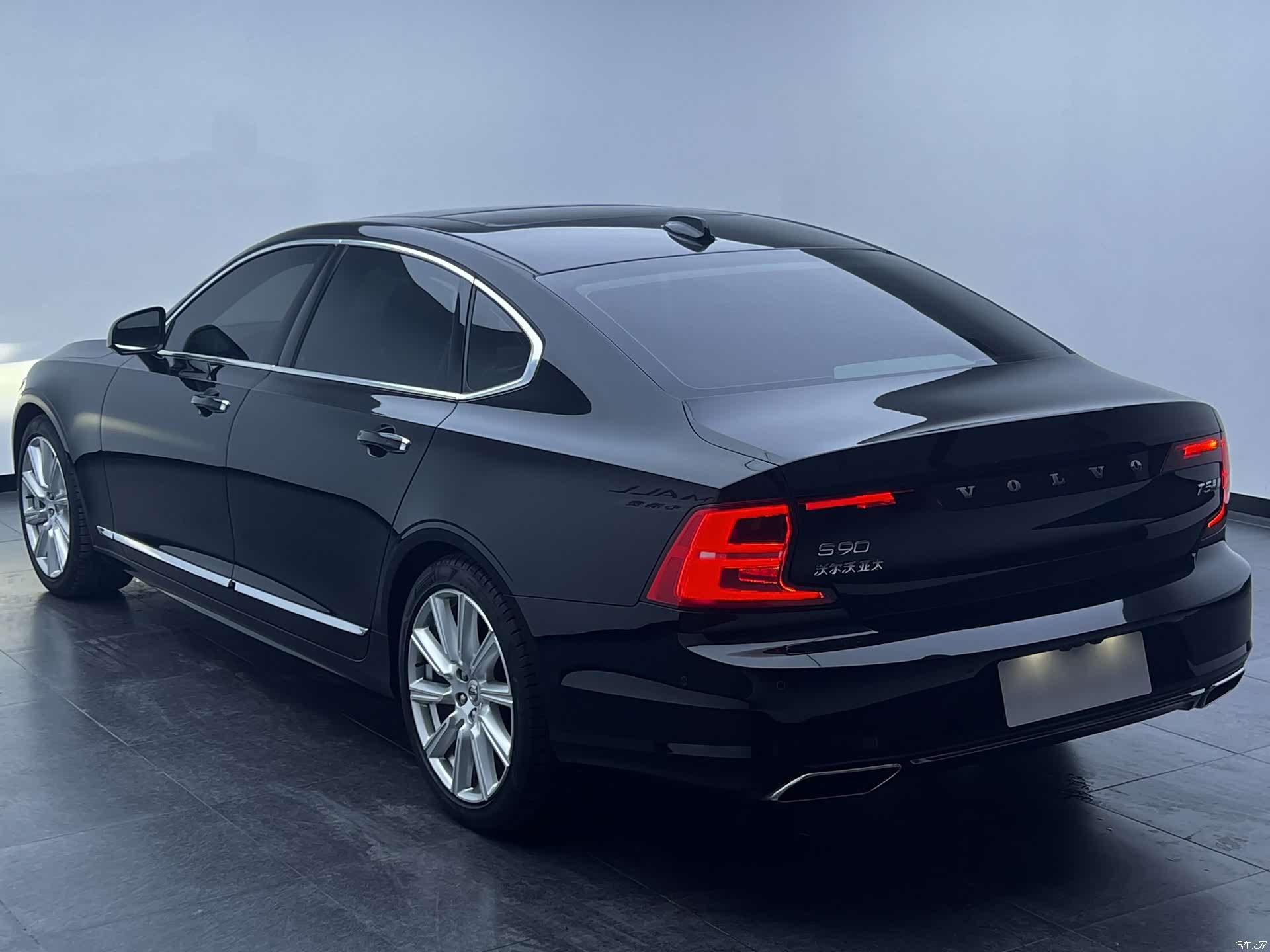 Volvo S90, 2018 15