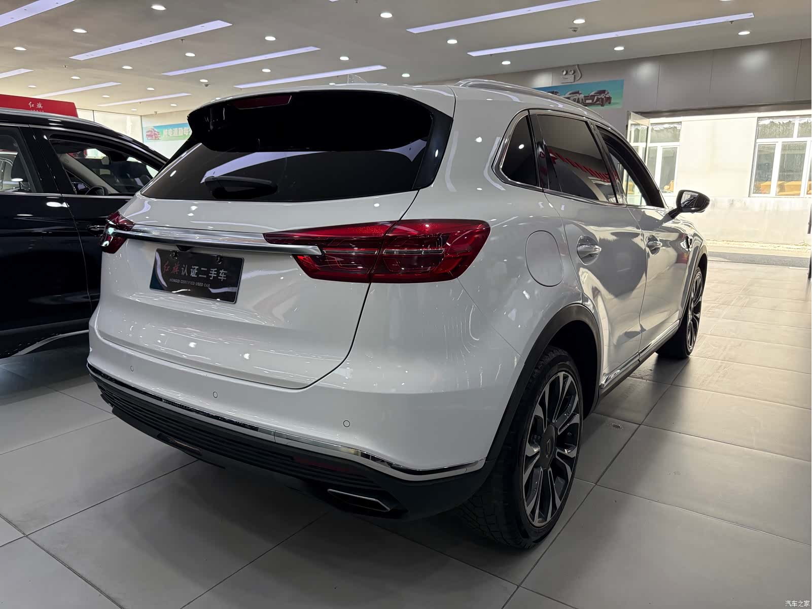 Hongqi HS5, 2020 4