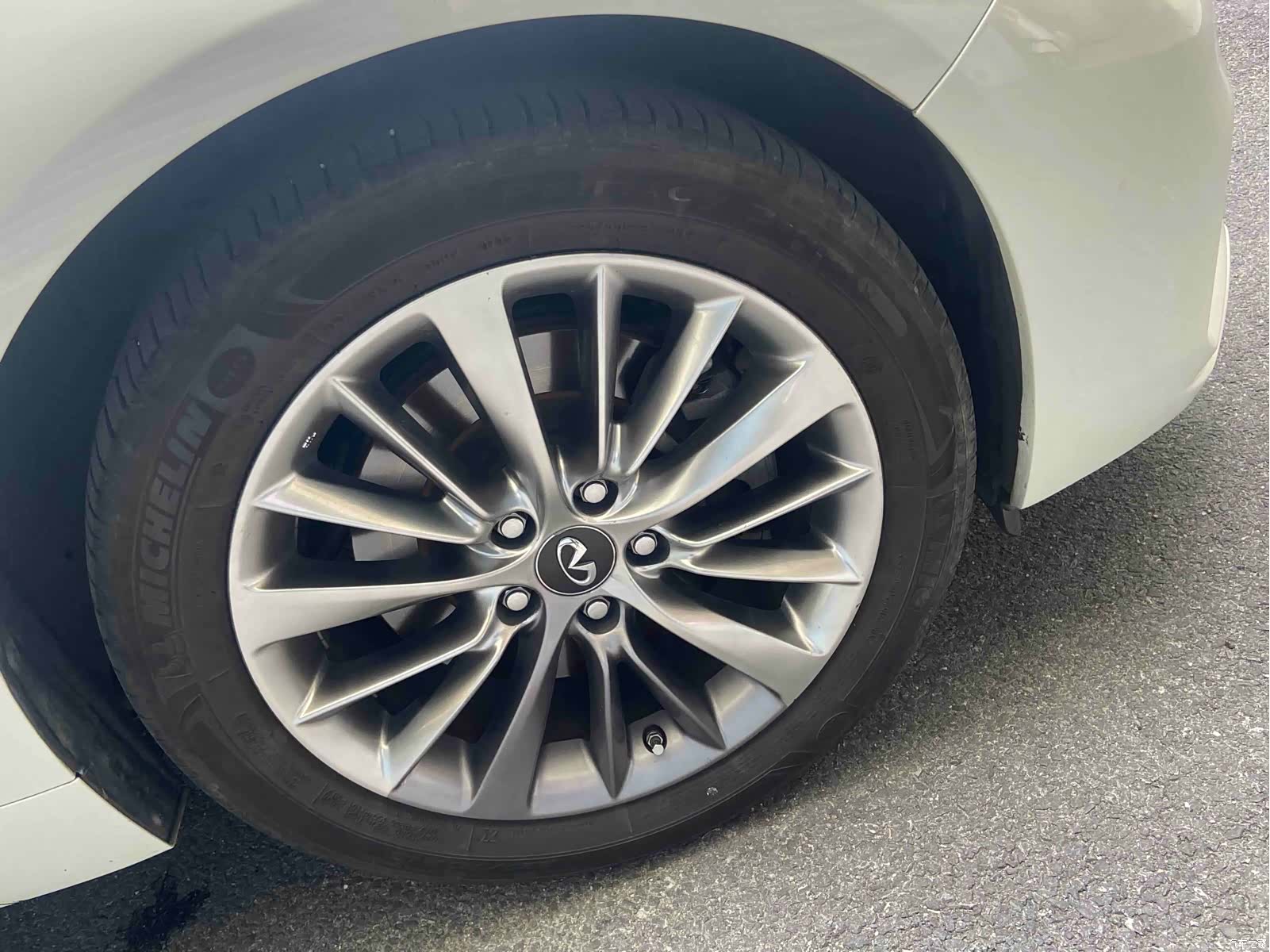 Infiniti Q50L, 2018 7
