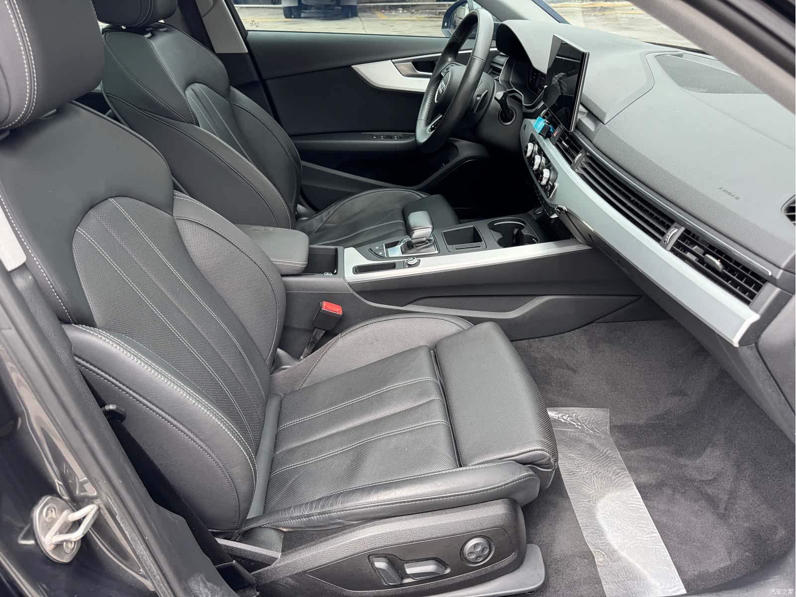 Audi A4L, 2020 17