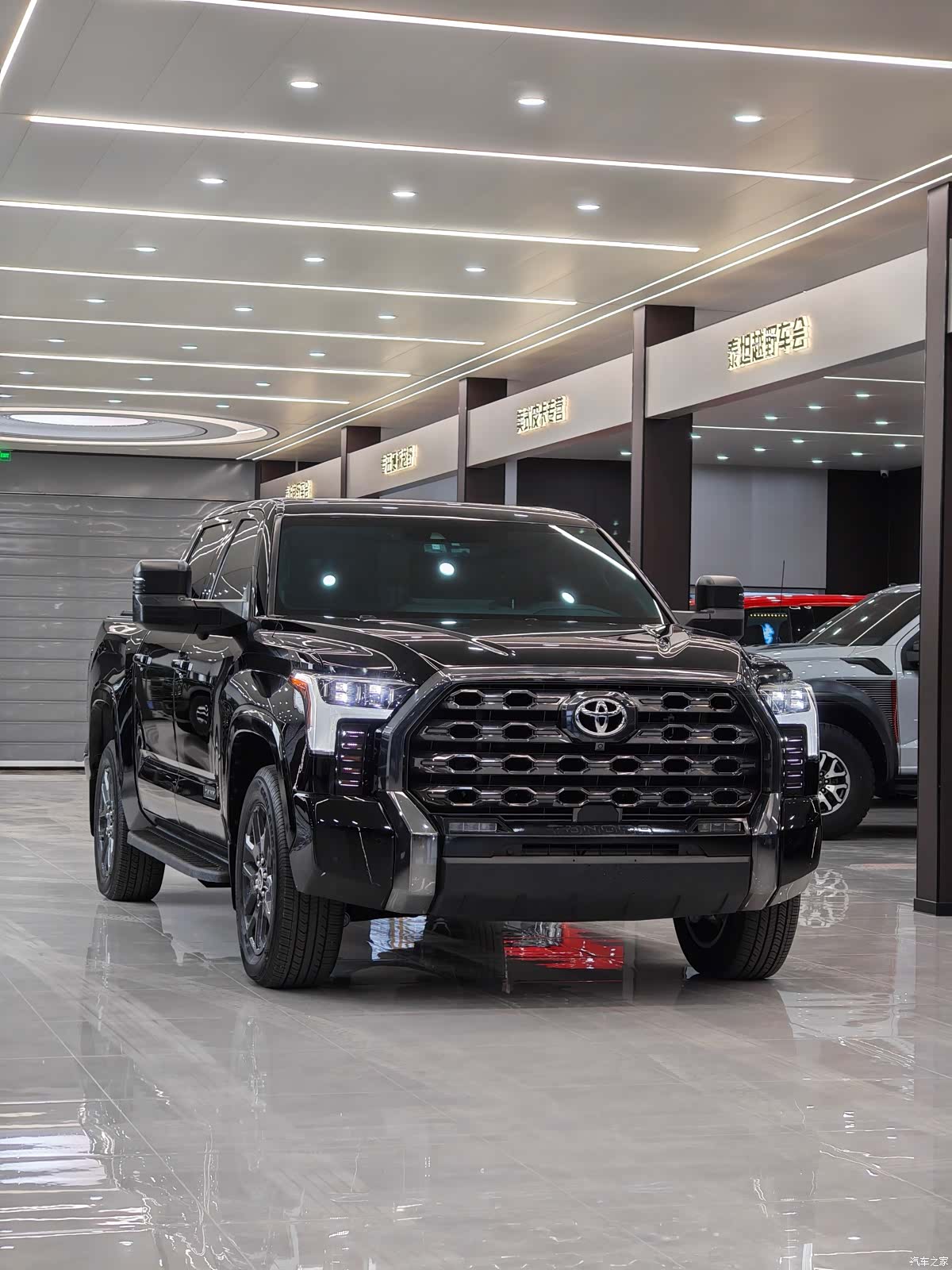 Toyota Tundra, 2024 1