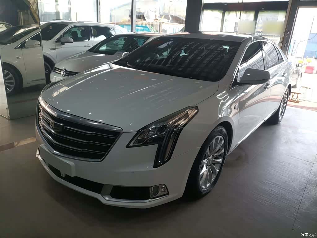 Cadillac XTS, 2018 2