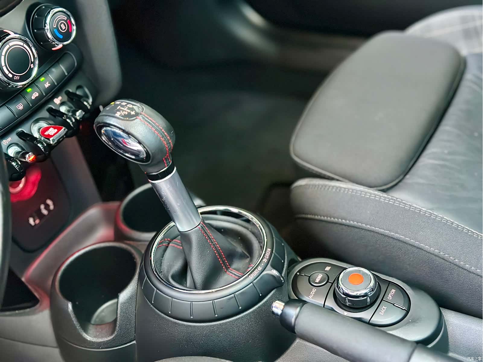 Mini Cooper, 2016 18
