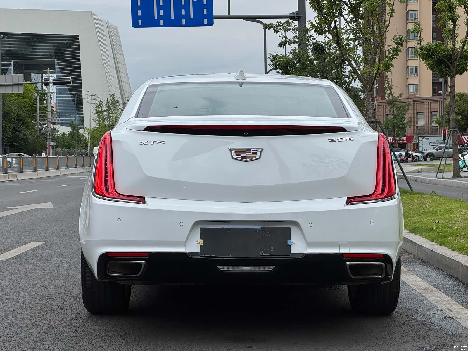 Cadillac XTS, 2018 14