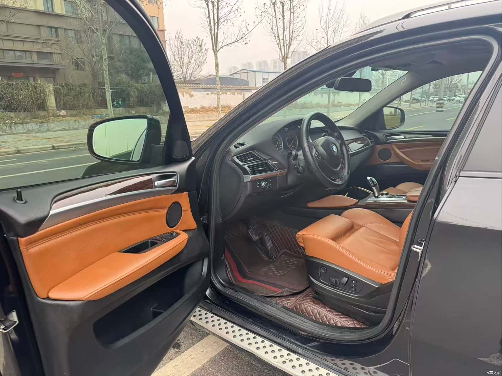 BMW X6, 2013 11