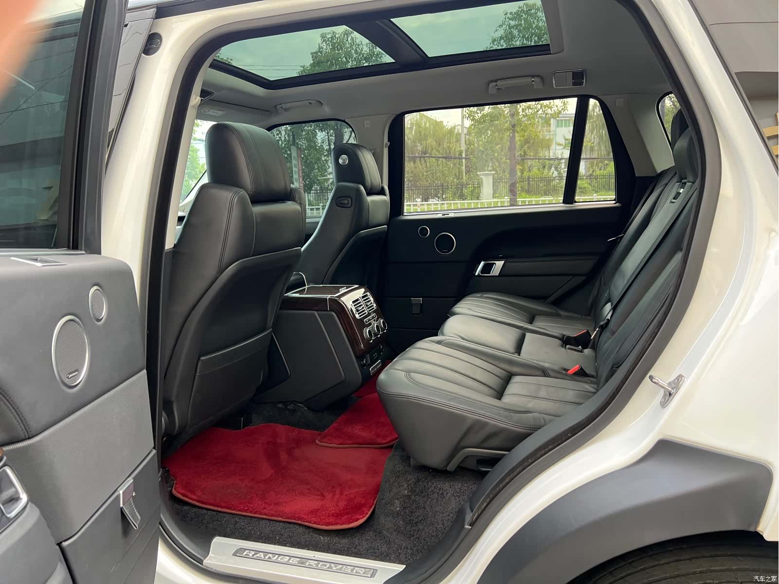 Land Rover Range Rover, 2016 11