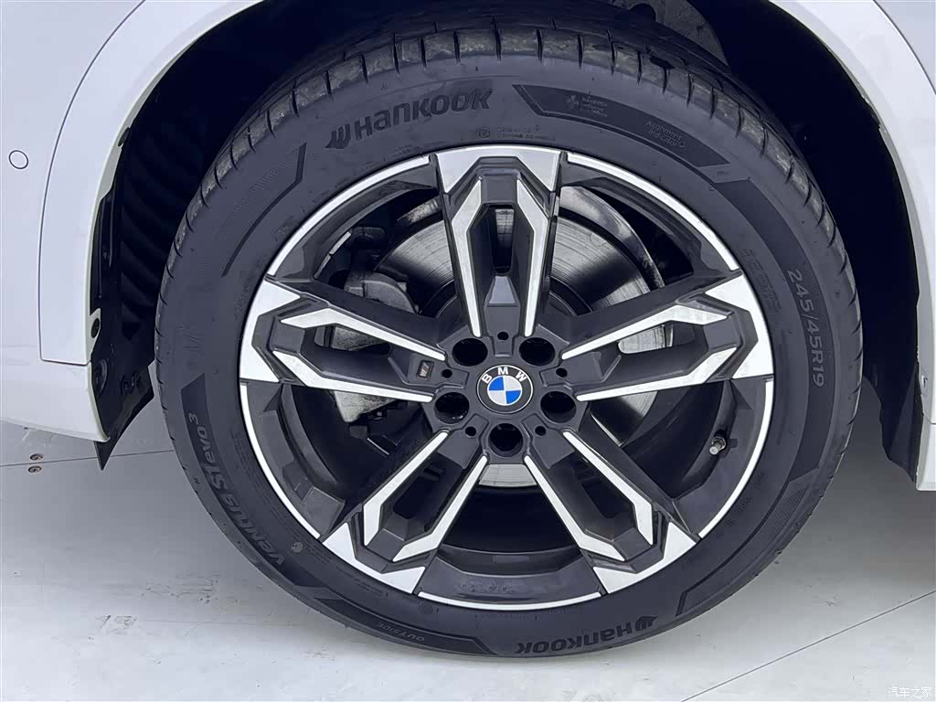 BMW X1, 2024 11