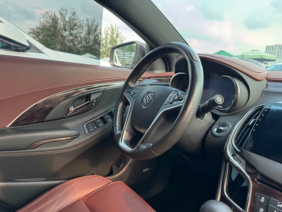 Buick Lacrosse