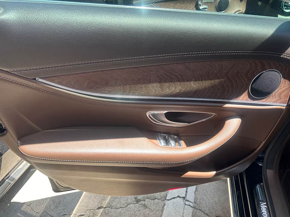 Mercedes-Benz E-class Mercedes-Benz E-class