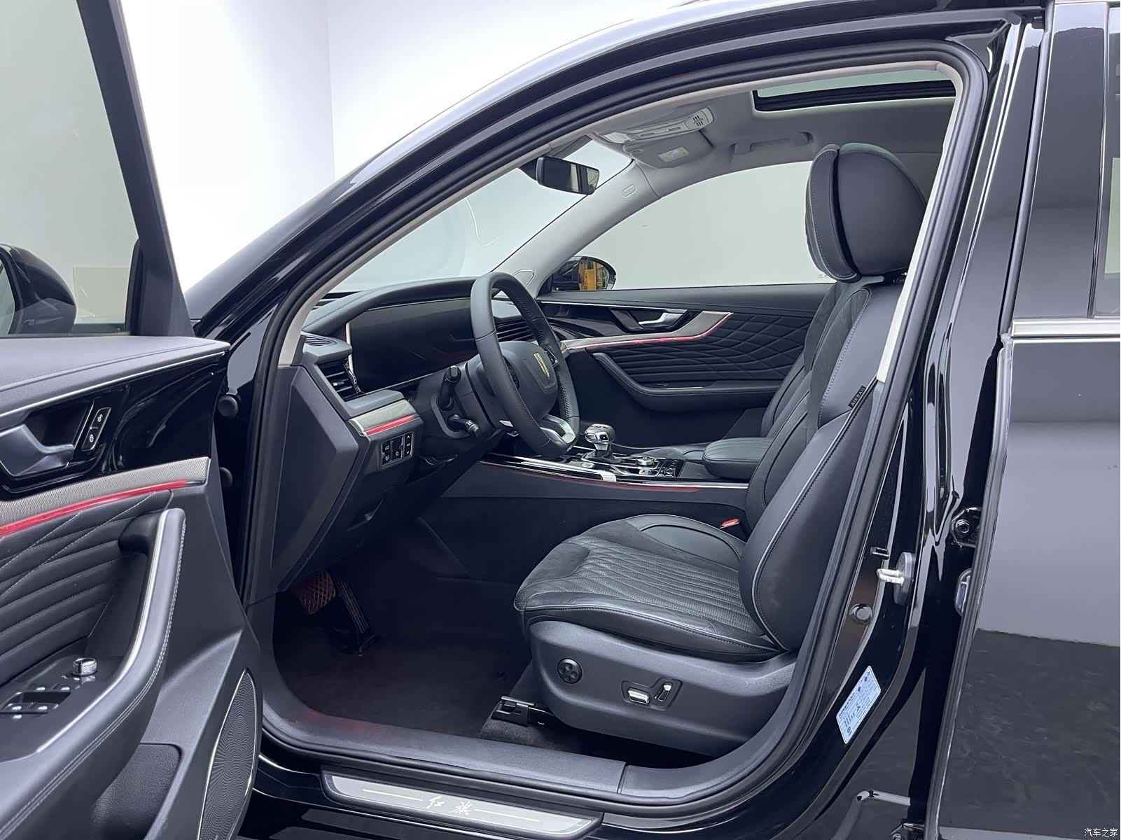 Hongqi HS5, 2021 13