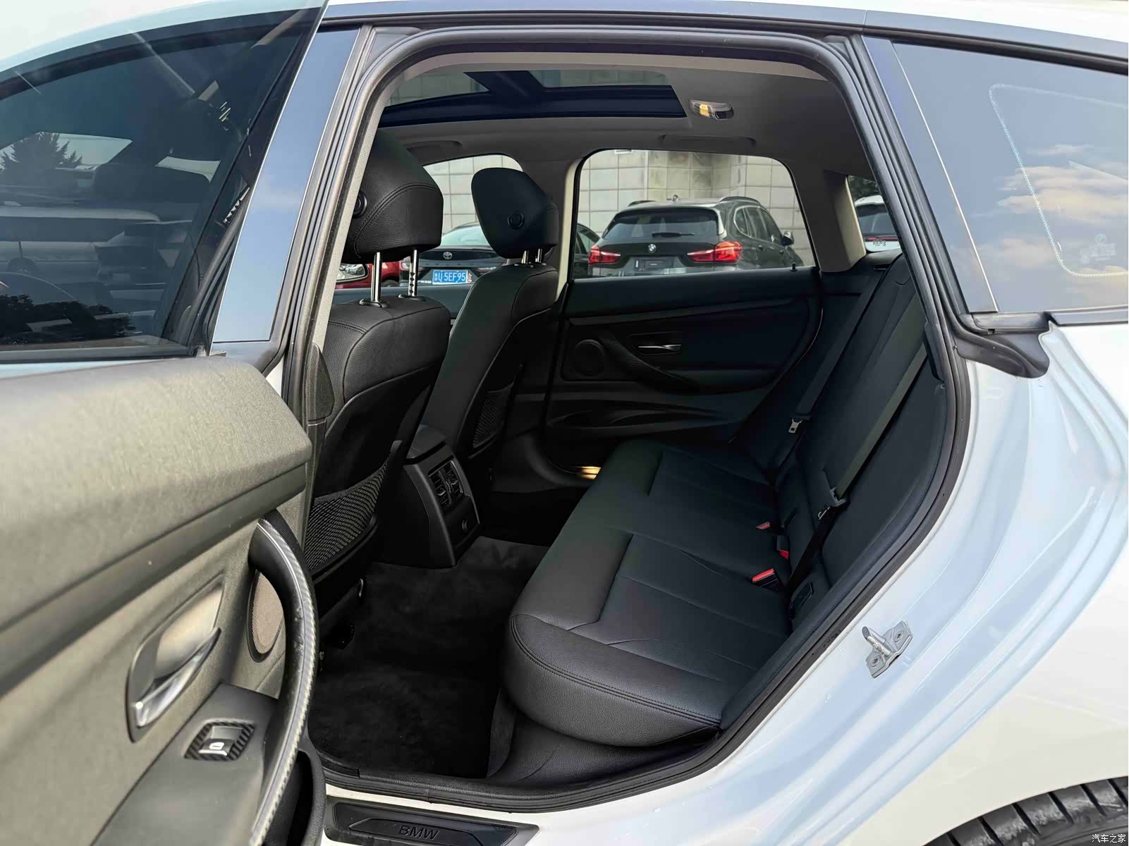 BMW 3 Series, 2017 10