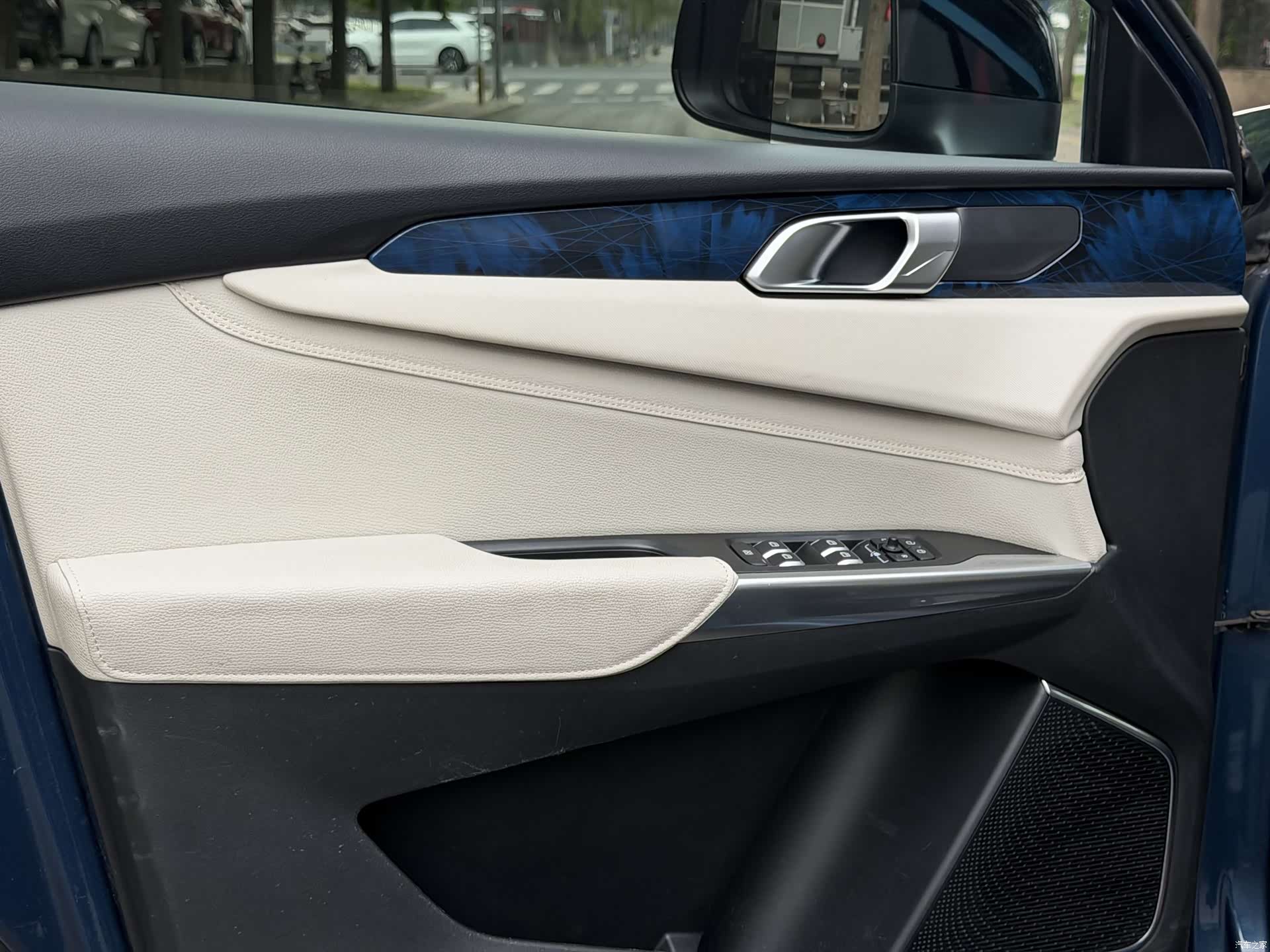 Lynk & Co 01, 2019 10