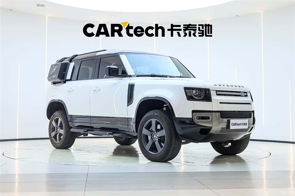 Land Rover Defender, 2024 2
