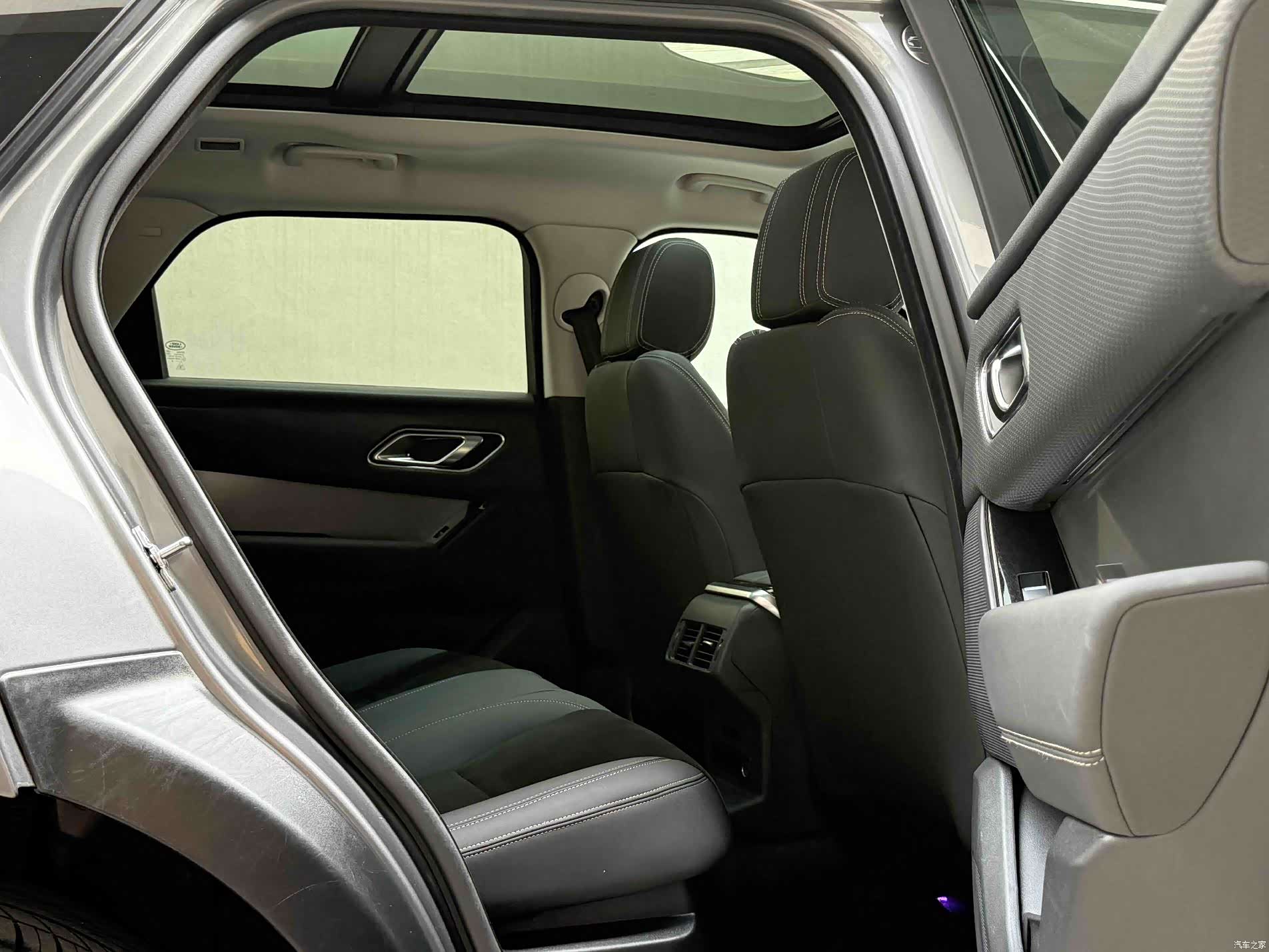 Land Rover Range Rover, 2018 11