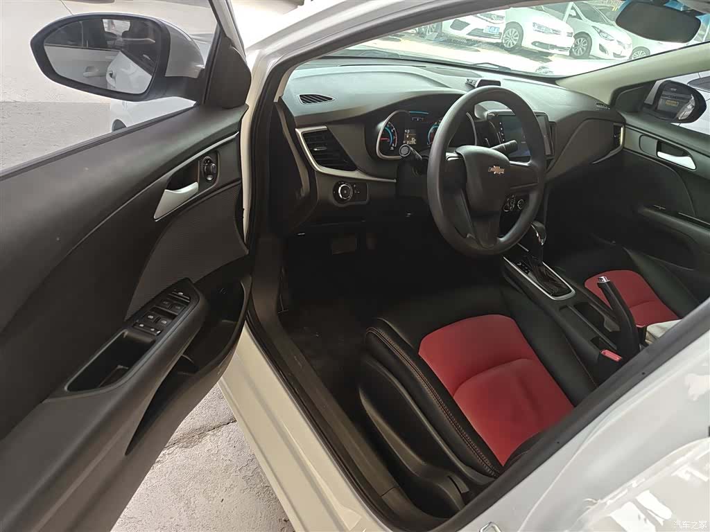 Chevrolet 320, 2019 16