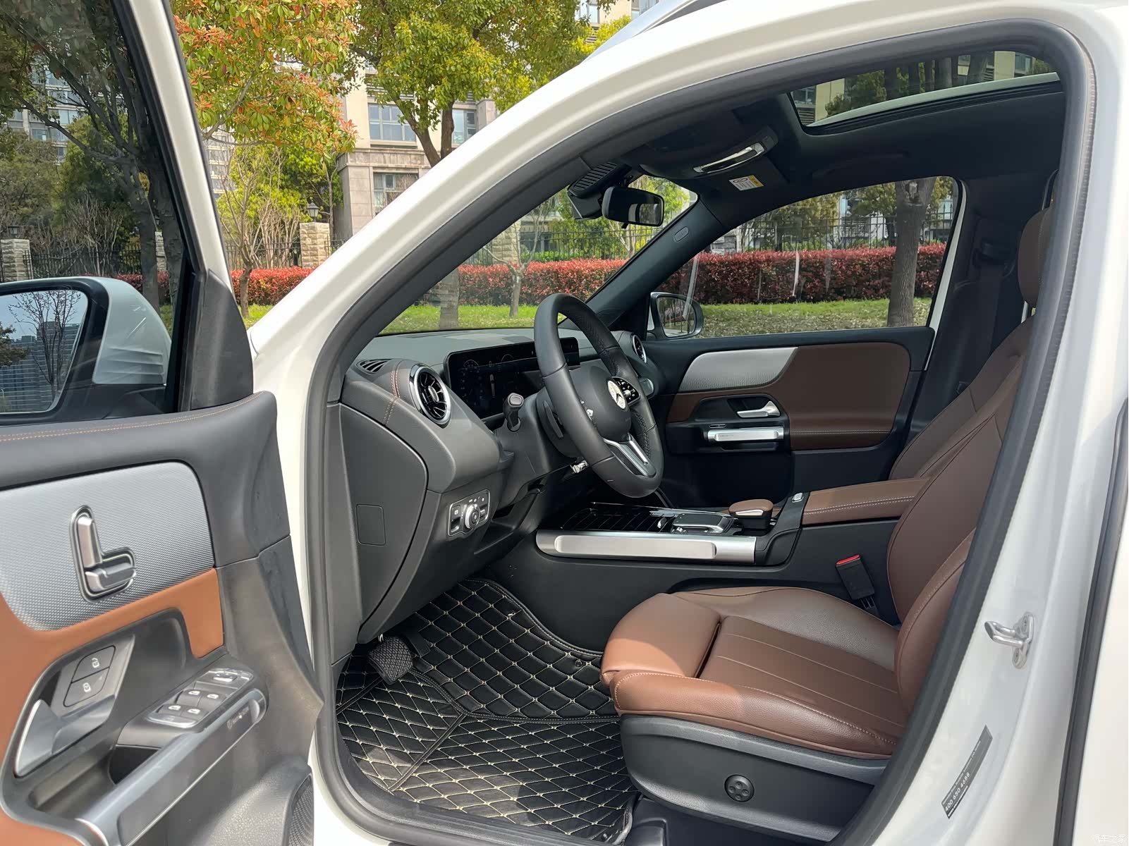 Mercedes-Benz GLB, 2023 12