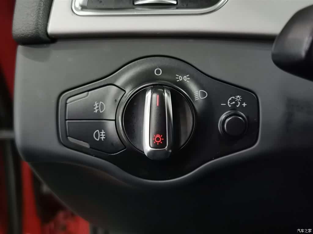 Audi A4L, 2013 21