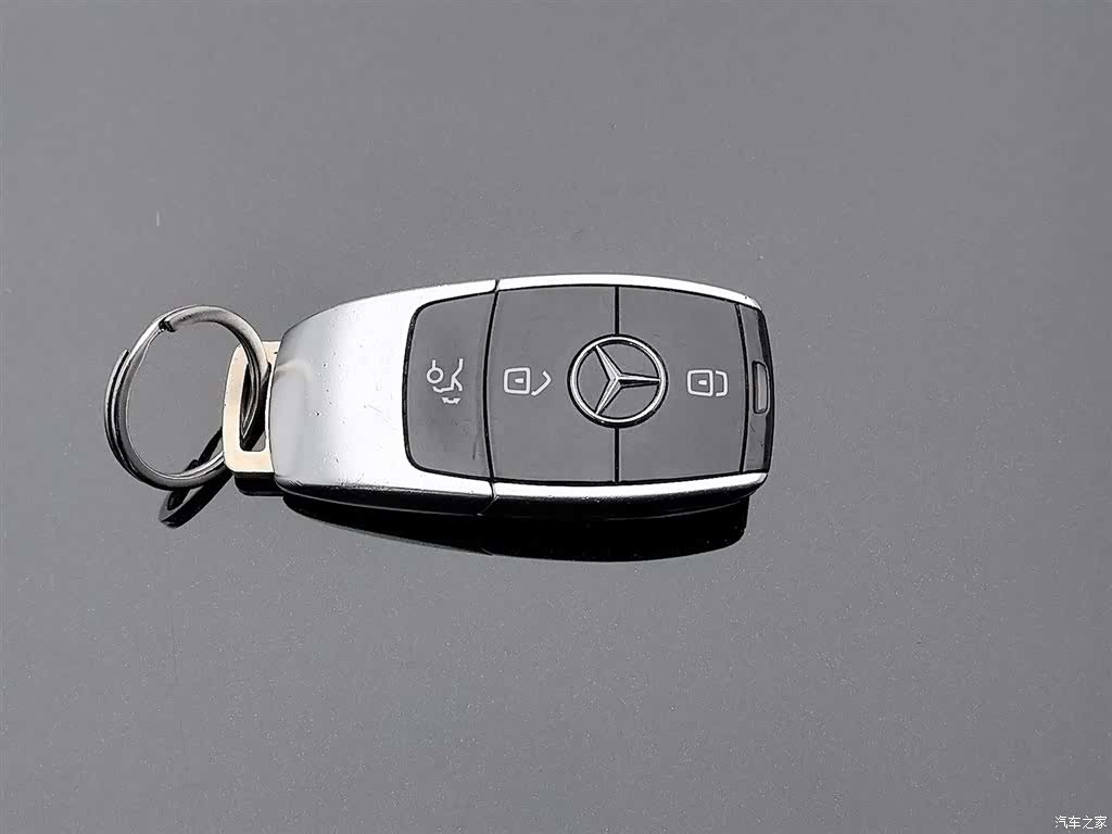 Mercedes-Benz E-Class, 2020 19