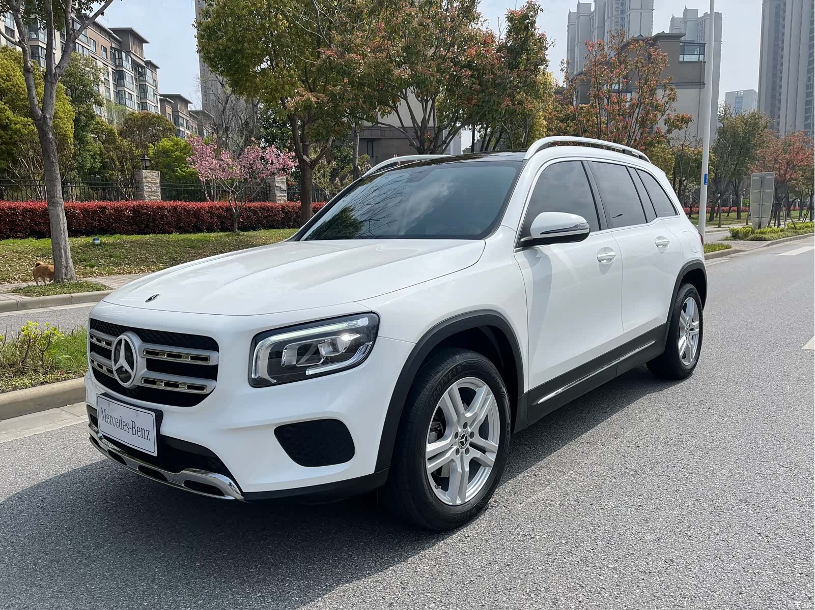 Mercedes-Benz GLB, 2023 1