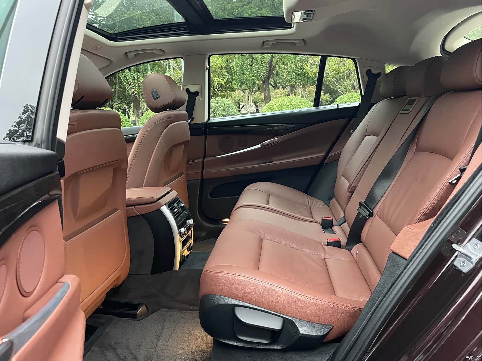 BMW 5 Series, 2014 12