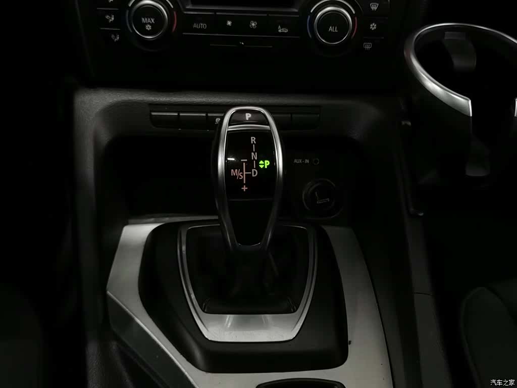 BMW X1, 2012 13