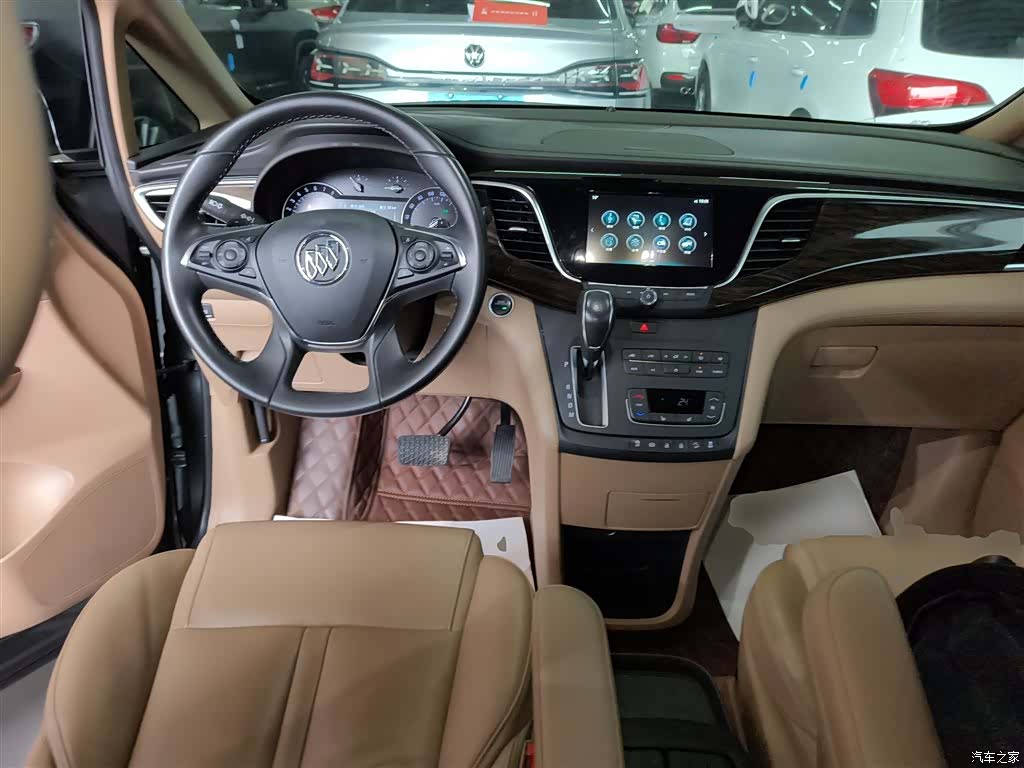 Buick GL8, 2020 10
