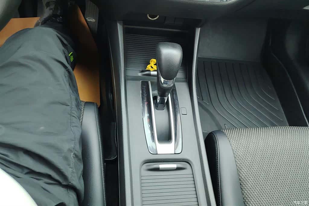 Honda Jade, 2018 16