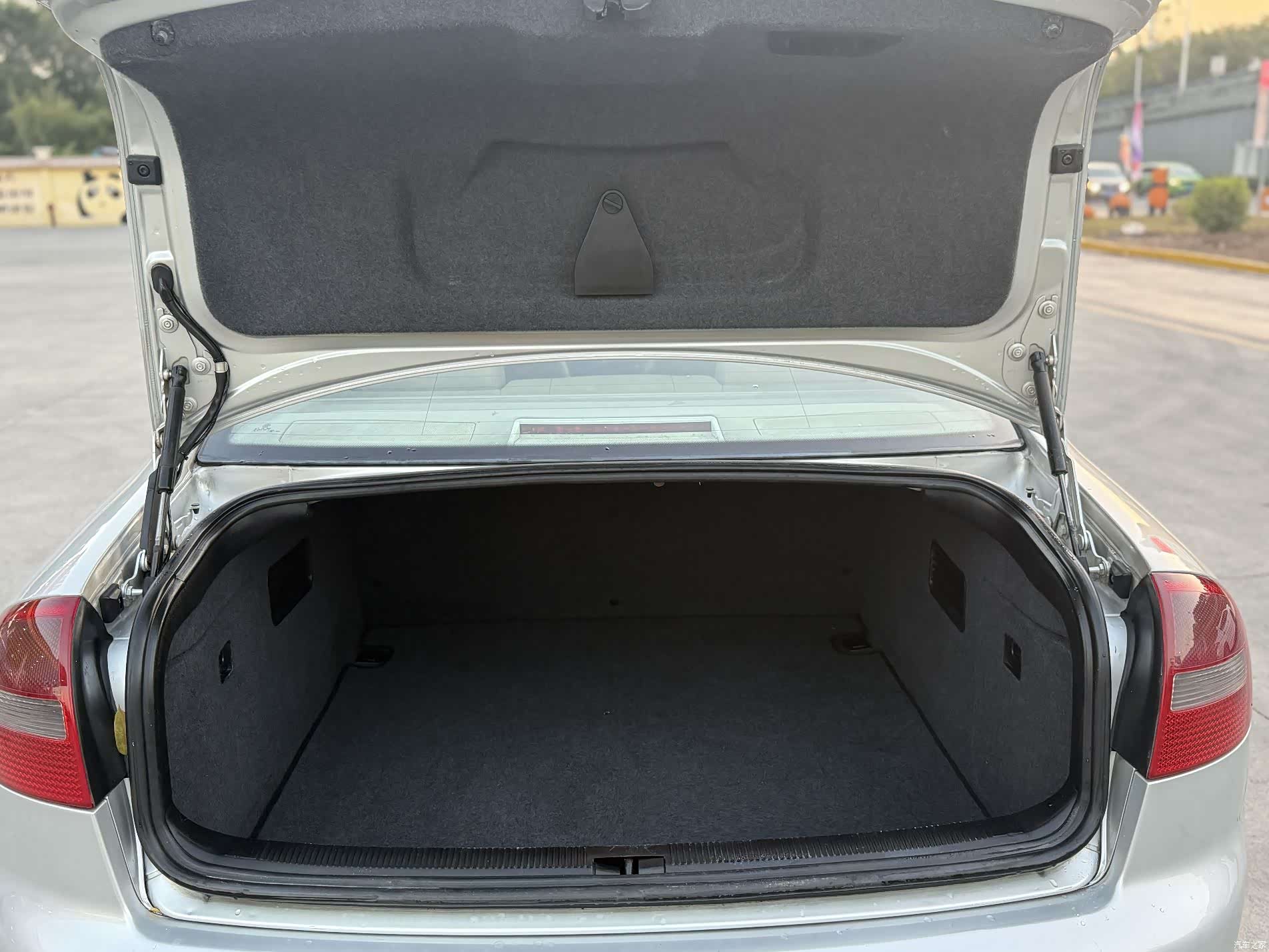 Audi A6, 2004 20