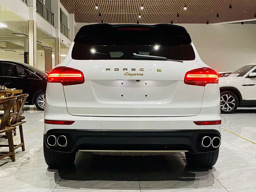 Porsche Cayenne 2016, фото 5