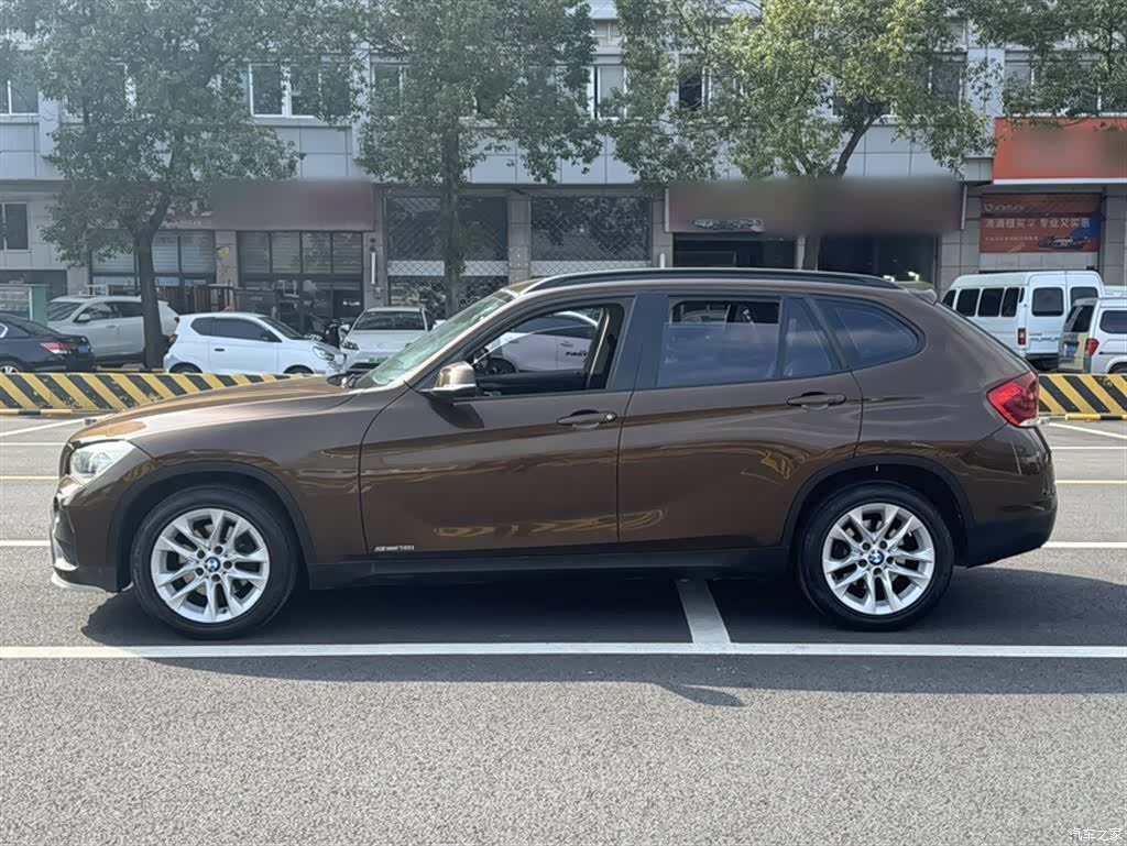 BMW X1, 2016 все фото