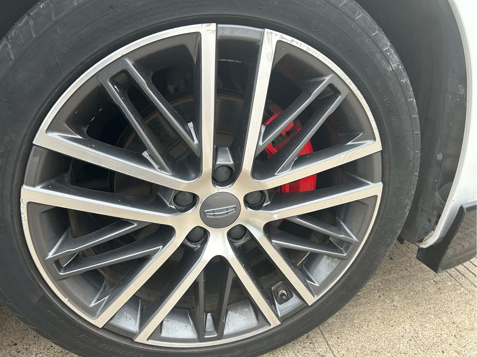 Geely Preface, 2024 18