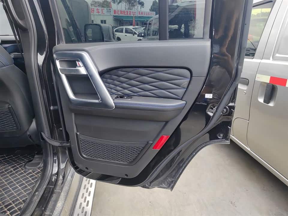 Beijing BJ40