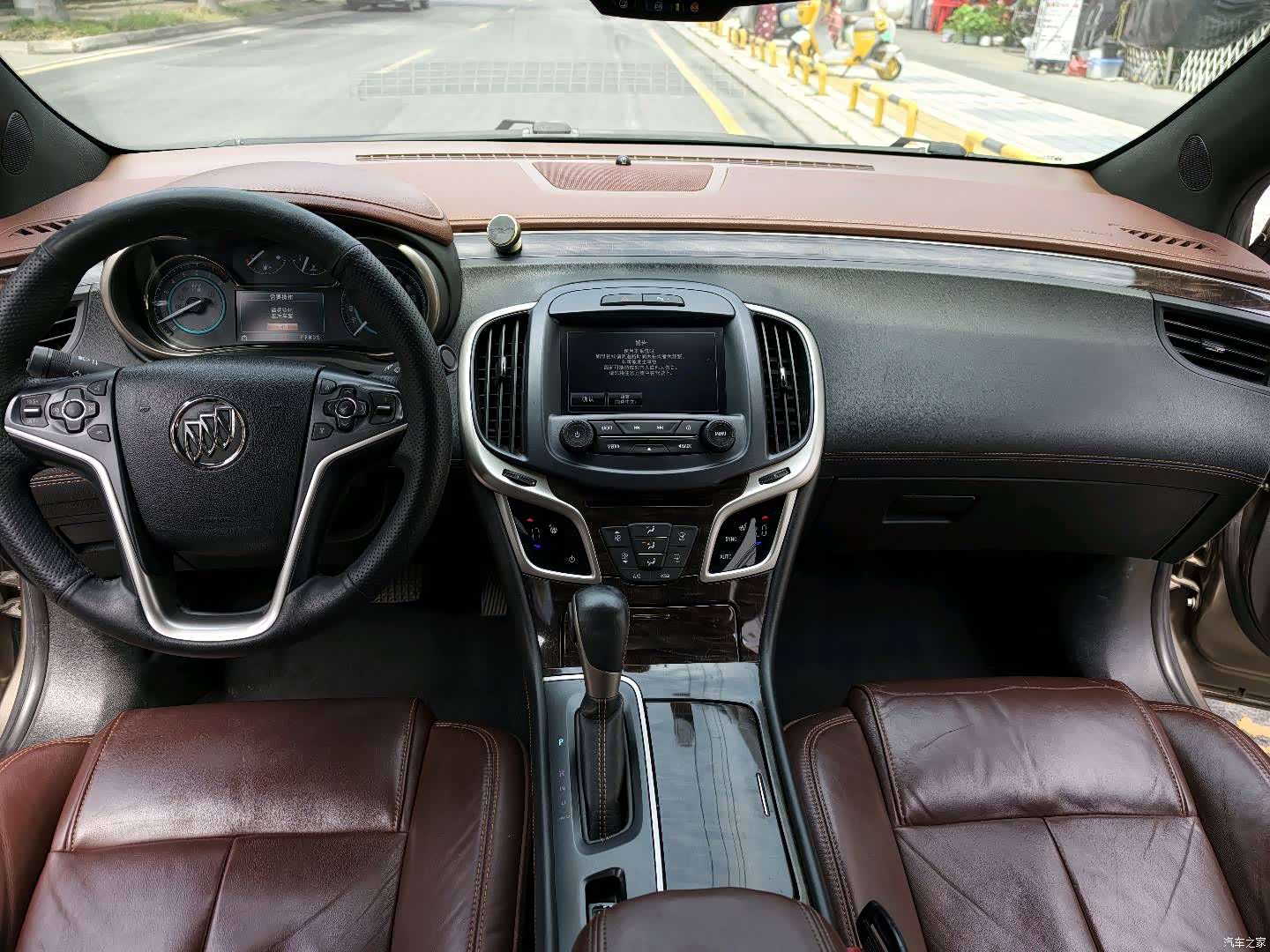 Buick LaCrosse, 2015 все фото