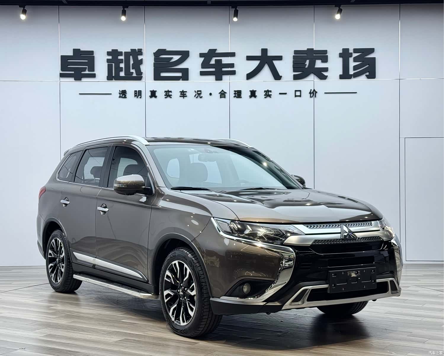 Mitsubishi Outlander, 2018 3