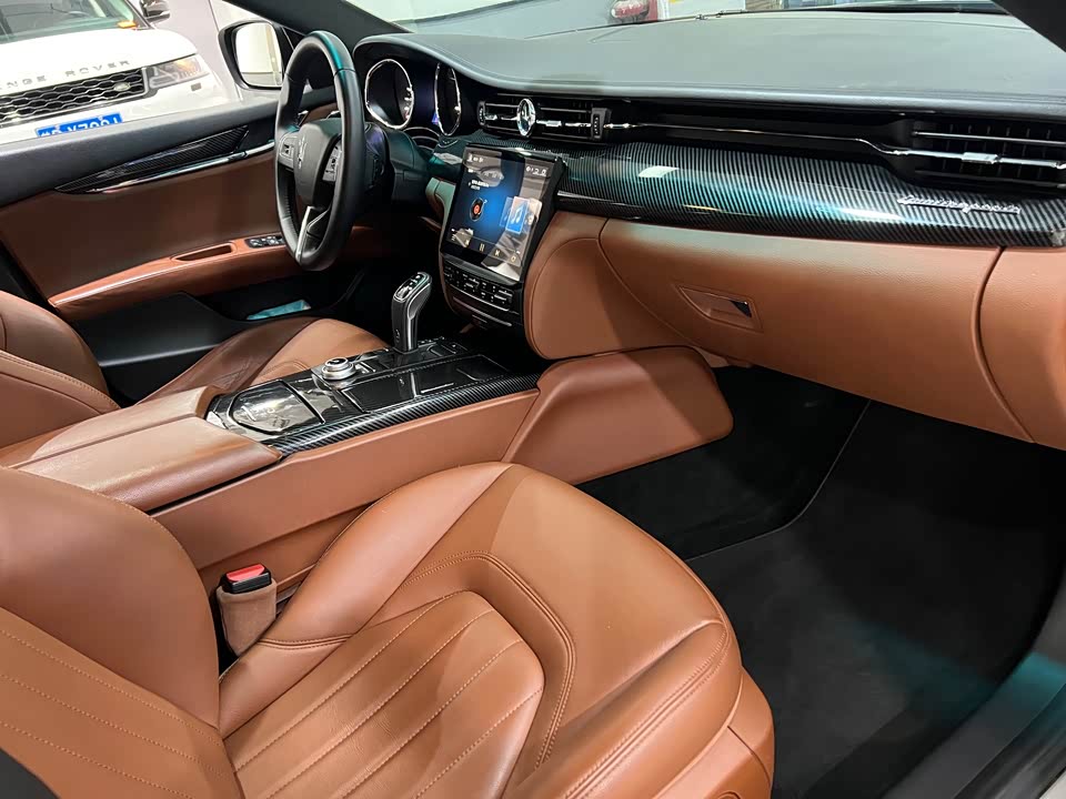Maserati President