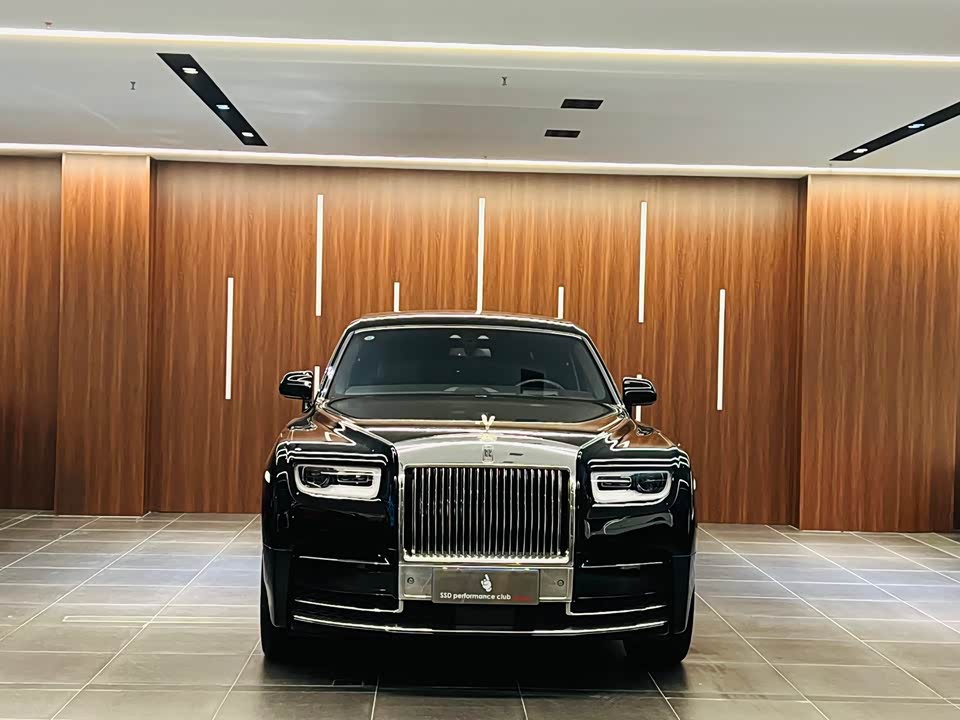Rolls-Royce Phantom