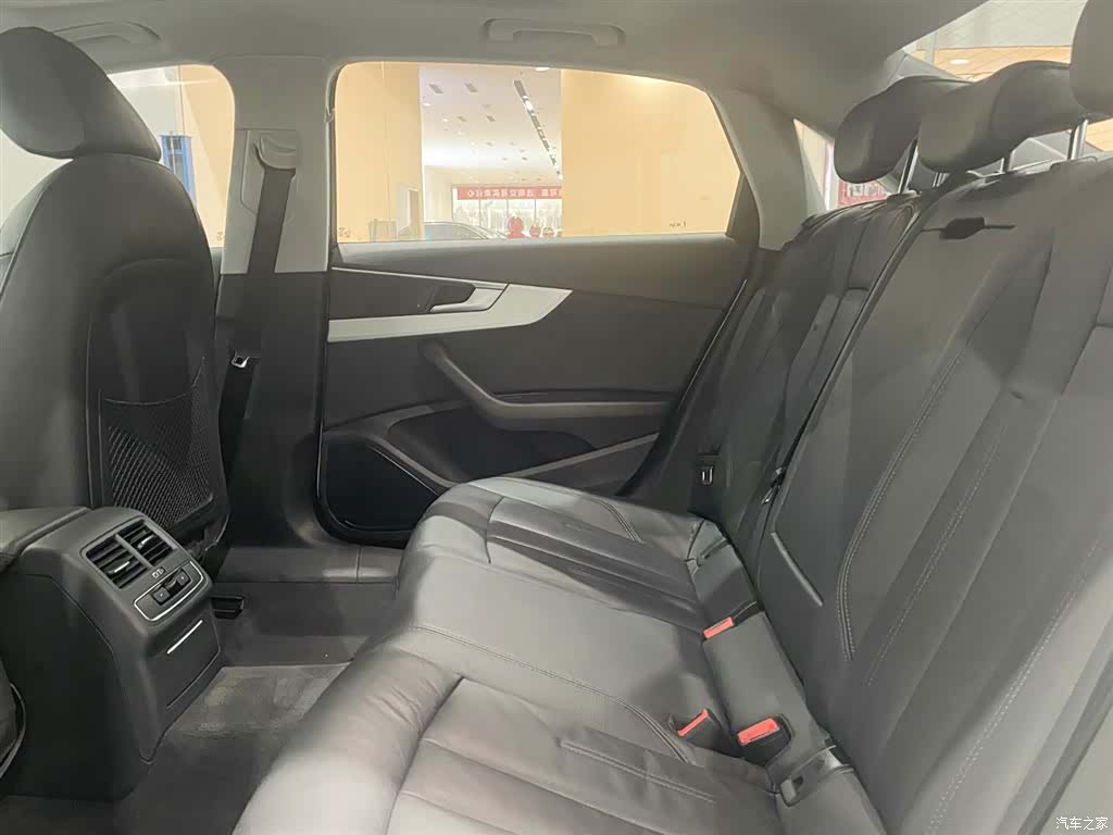 Audi A4L, 2020 8