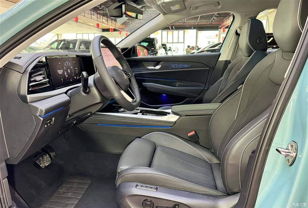 Volkswagen Passat, 2026 25