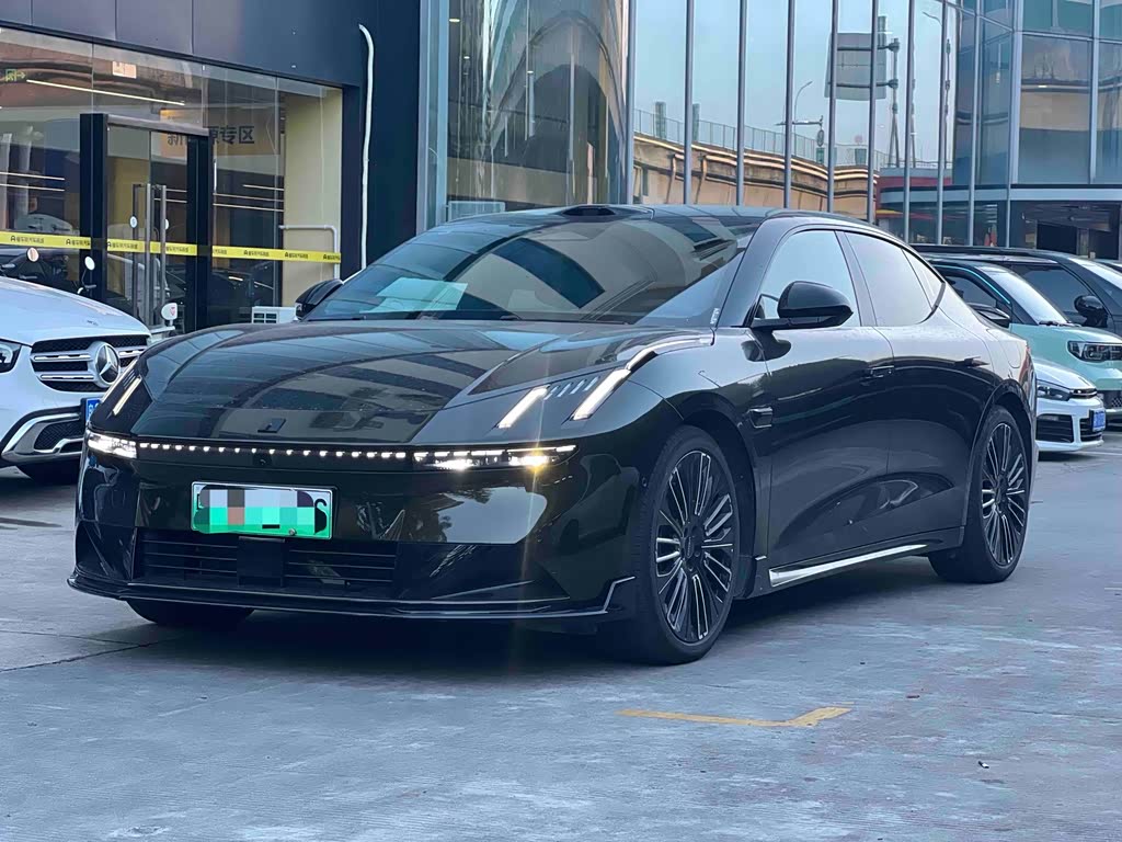 Lynk & Co 10