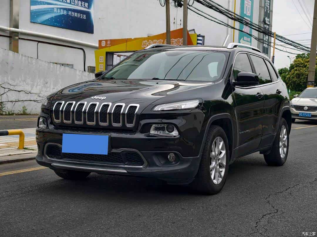 Jeep Cherokee, 2017 1