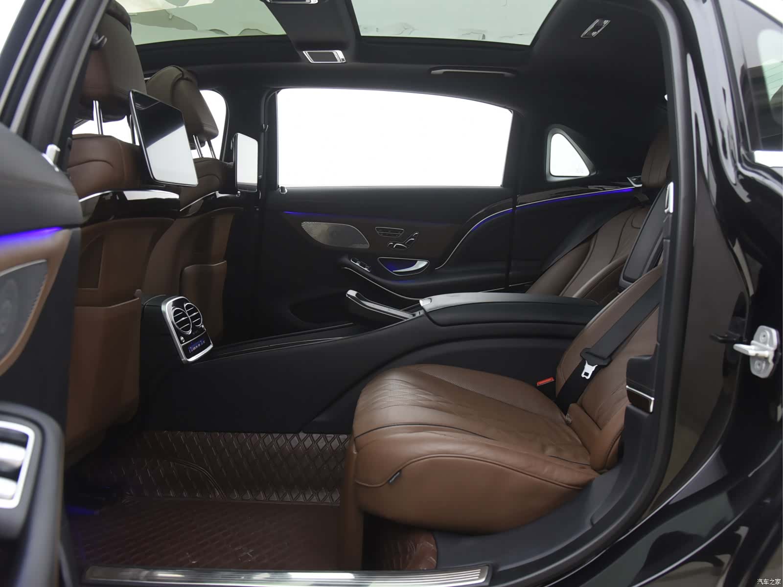 Maybach S-Class, 2017 9