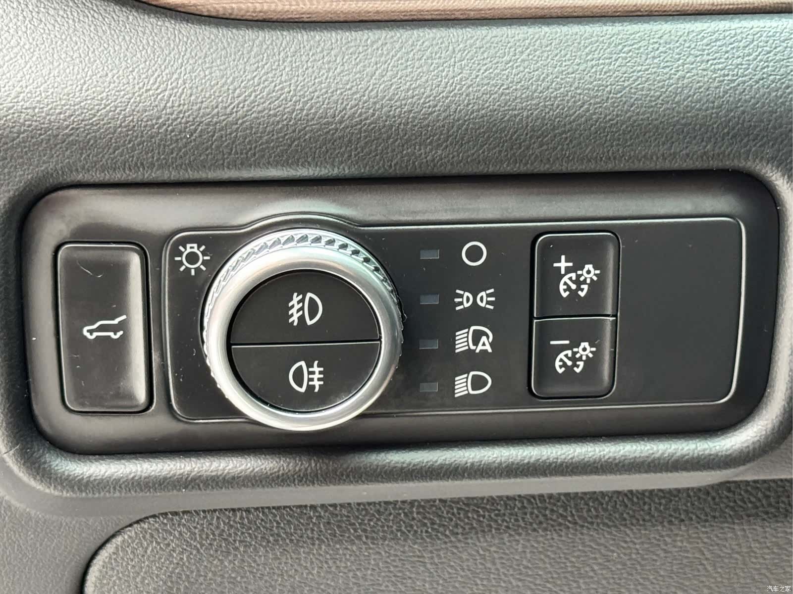 Ford Explorer, 2021 13